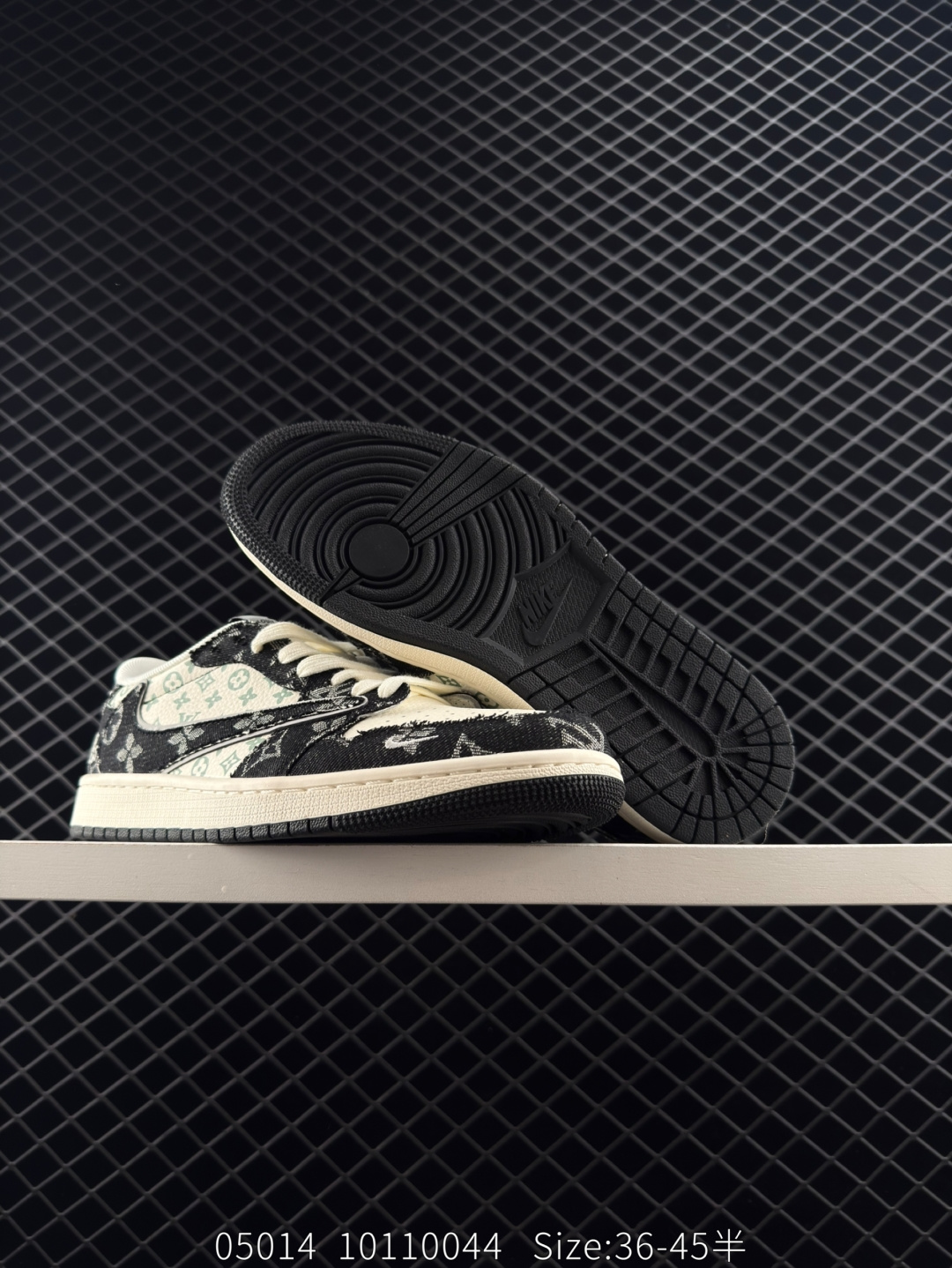 Travis Scott x Air Jordan 1 ” Reverse Mocha “